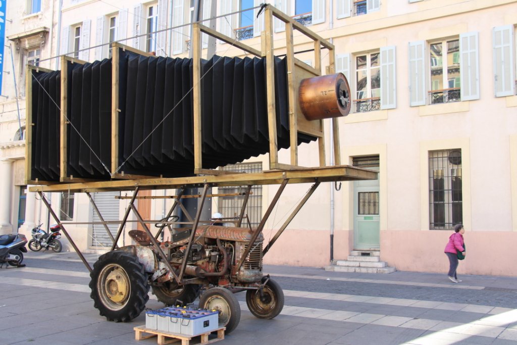 Un Titan à photographier à Marseille ? (Photo Philippe Maillé)