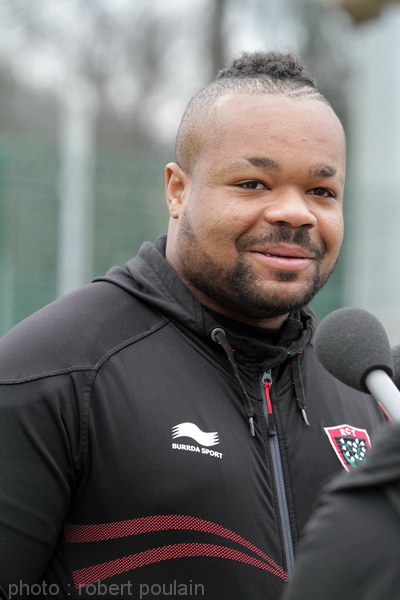 Mathieu Bastareaud retrouvera dimanche après-midi au Vélodrome son partenaire au centre en équipe de France, Wesley Fofana... mais il sera dans la camp d'en face.