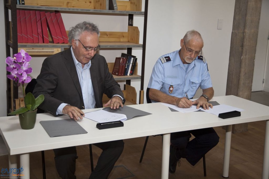 Une convention a été signée entre l’École nationale supérieure des officiers de Sapeurs-Pompiers (ENSOSP) et la Fondation du Camp des Milles - Mémoire et Éducation