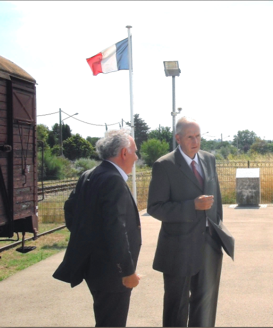 Visite du préfet de Région Michel Cadot au Camp des Milles (Photo D.R.)