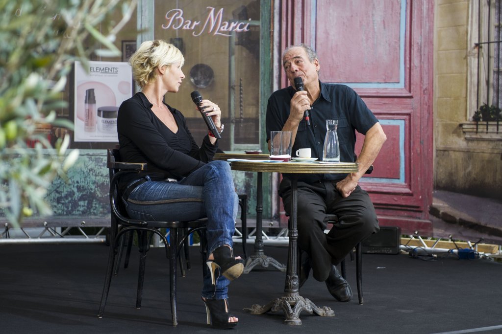 Rebecca Hampton a interviewé Michel Cordes dans "Plus belle la Vie en live" (Photos Nedim Imre)