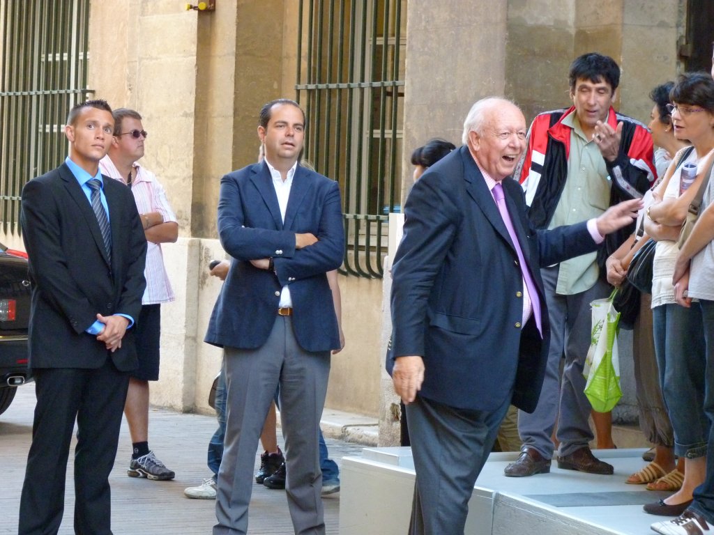 Le maire de Marseille Jean-Claude Gaudin a ouvert les portes de l'Hôtel de Ville au public (Photo Patricia Maillé-Caire)