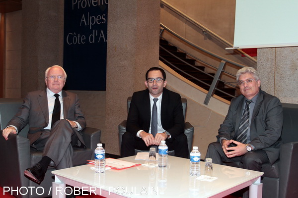 Michel Vauzelle, président de la région Paca, Benoît Hamon, ministre délégué chargé de l'Economie sociale et solidaire et de la Consommation, Emmanuel Boutterin, président du SNRL