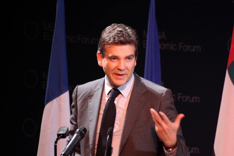 Michel Vauzelle interroge Arnaud Montebourg sur l'avenir du groupe chimique Kem One (Photo Philippe Maillé)