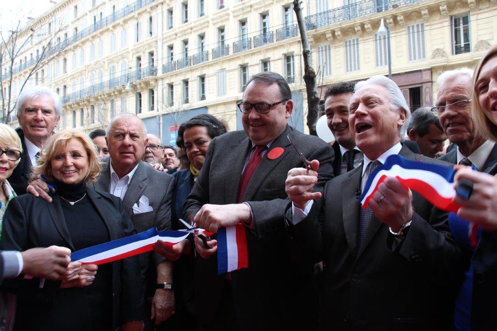 Inauguration ce samedi au 100, rue de la République du local de campagne d'Eugène Caselli tête de liste socialiste dans les 2/ 3 (Photo Philippe Maillé)