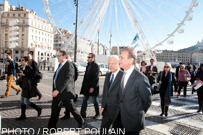 La traversée du Vieux-Port: Bertrand Delanoë avec Eugène Caselli et Patrick Mennucci