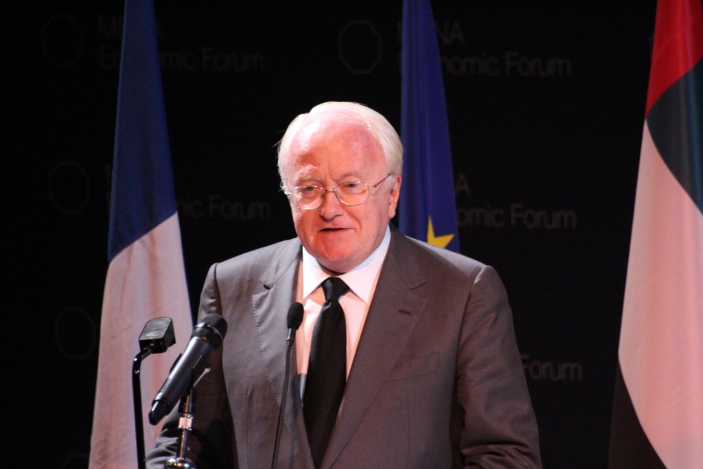 Lors des Grands prix du Sport de la Région Provence- Alpes-Côte d’Azur le Président Michel Vauzelle a insisté "sur l'importance sociale de la pratique du sport" (Photo Philippe Maillé),