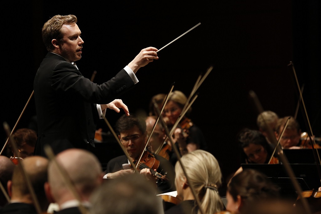 Daniel Harding a bouleversé les festivaliers pour l'ouverture du Festival de Pâques d'Aix-en-Provence à la tête de l'Orchestre Symphonique de la Radio suédoise (Photo Festival de Pâques 2014-Caroline Doutre )