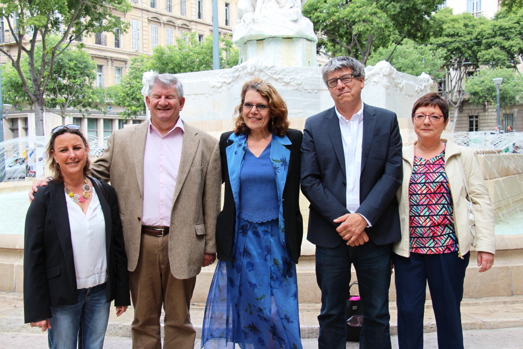 La candidate Front de gauche aux Européennes, Marie-Christine Vergiat, entouré de ses colistiers d'Eric Coquerel, Anne Mesliand, Jacques Lerichomme et Hélène Le Cacheux (Photo Philippe Maillé)