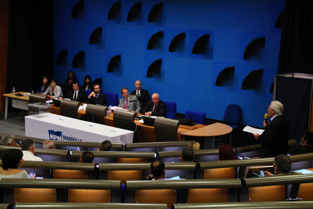 L'ancien président de MPM, Eugène Caselli d'intervenir sur le dossier polémique de l'attribution de l'eau et de l'assainissement (Photo Philippe Maillé)