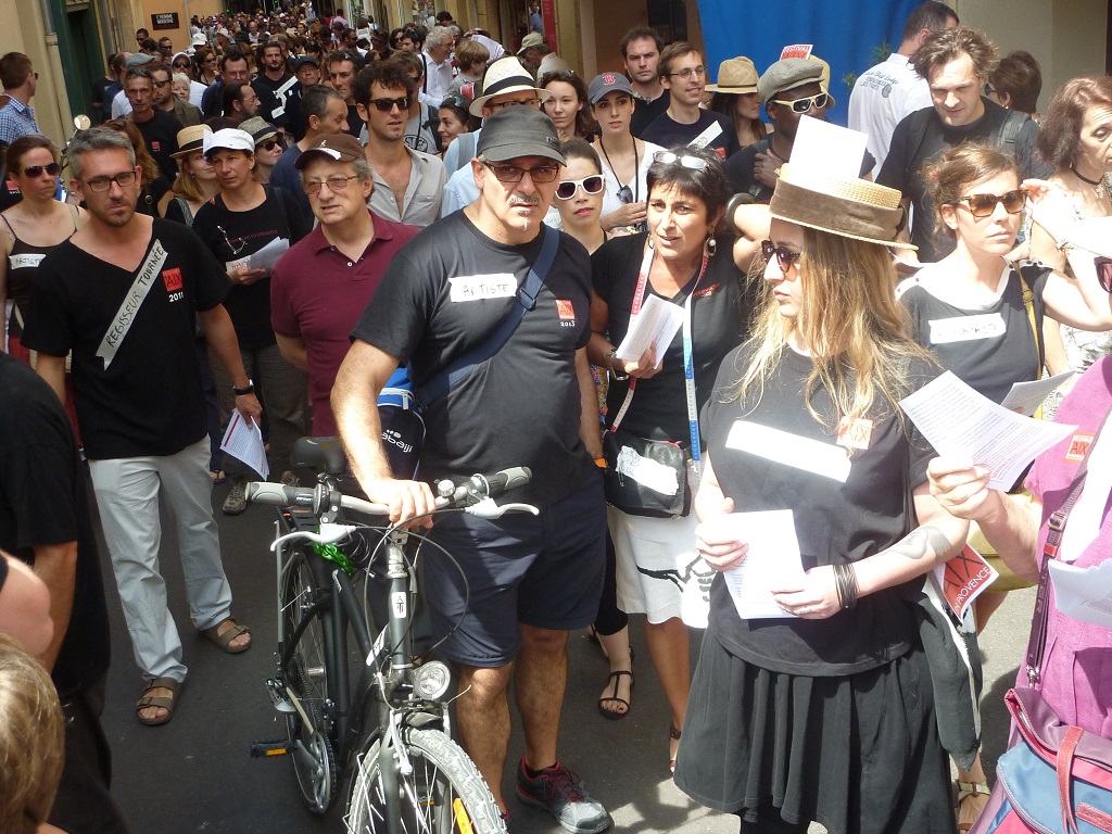 Manifestation des intermittents dans les rues d’Aix le samedi 14 juin (Photo M.E.)