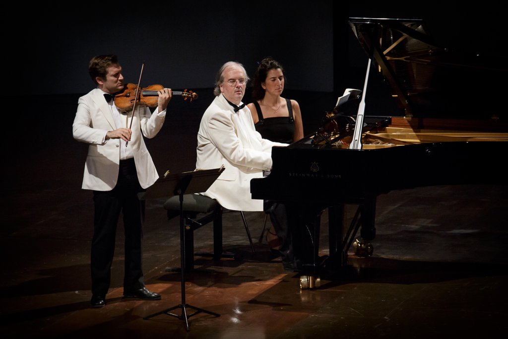 Renaud Capuçon et Nicholas Angelich : lumineux dans Brahms (Photo Christophe Grémiot)