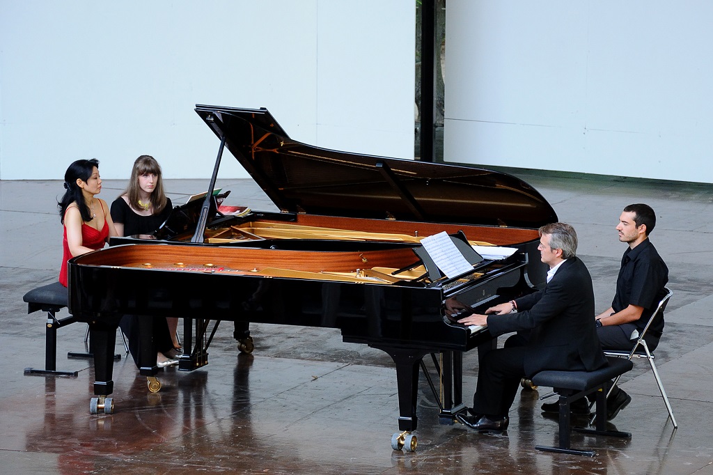 Luis Fernandez Pérez et Momo Kodama à la Roque d'Anthéron (Photo Florian Burger)