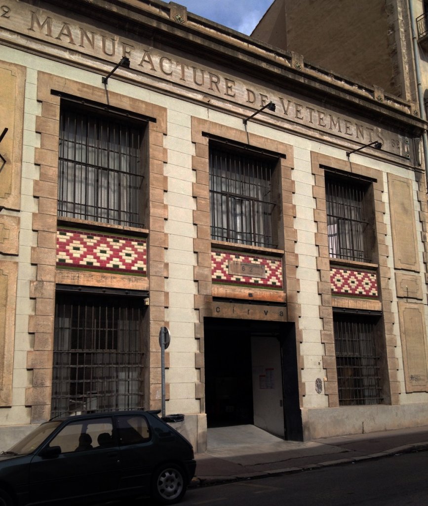 La façade discrète du Cirva au 62, rue de la joliette Marseille (2e) (Photo A.L.)