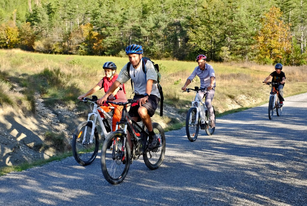 Le VTT sur les cols des Baronnies Provençales (Photo Didier Roussel)