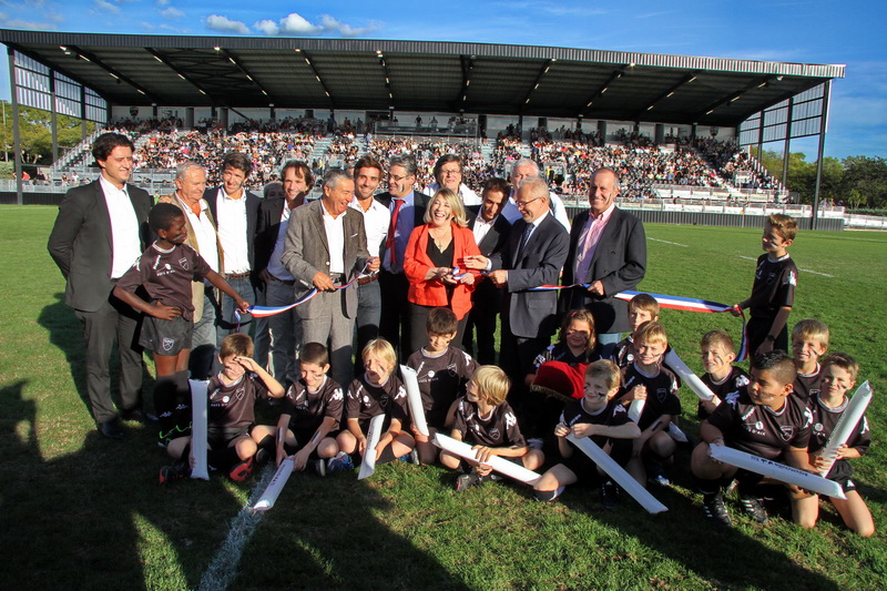 Inauguration de la tribune Est du PARC par Maryse Joissains (Photo Robert Poulain))