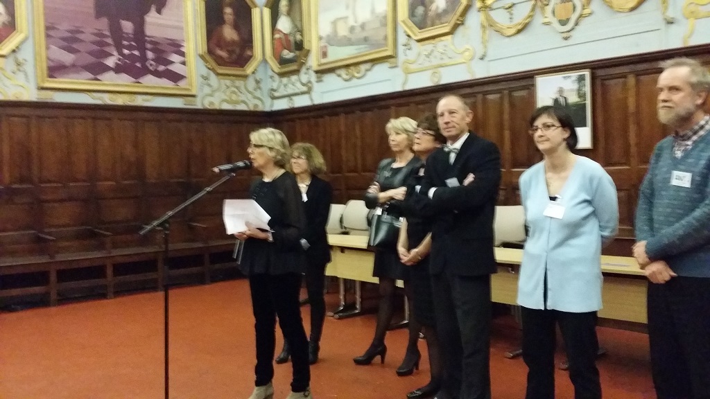 Elus et représentants de l'association AVF ont accueillis les nouveaux arrivants à Aix-en-Provence(Photo J.N.)