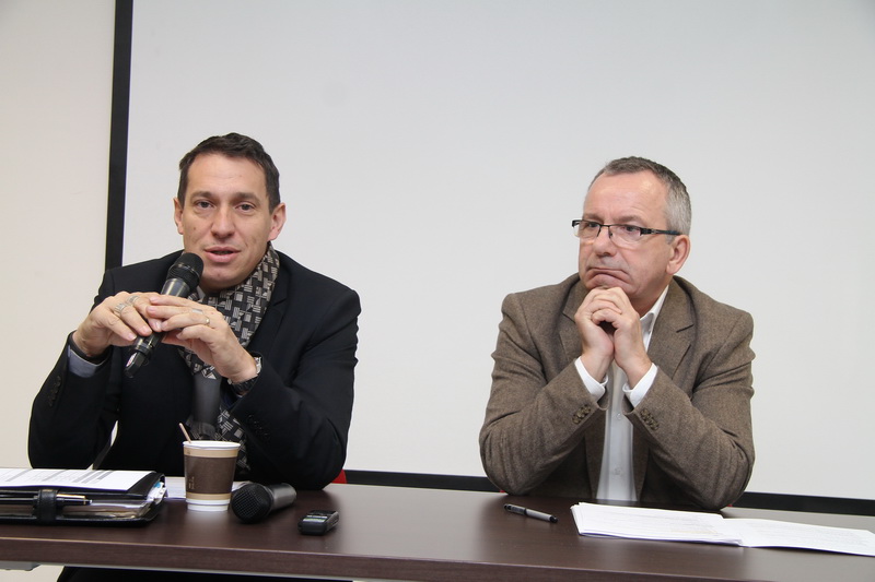 Philippe Bru, Directeur régional SNCF Paca et Jean-Yves Petit, Vice-président de la Région, délégué aux transports et à l’éco-mobilité (Photo Robert Poulain)