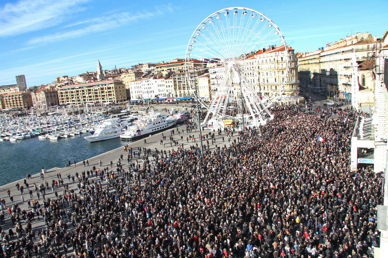 Marseille s'est mobilisée (Photo Robert Poulain)