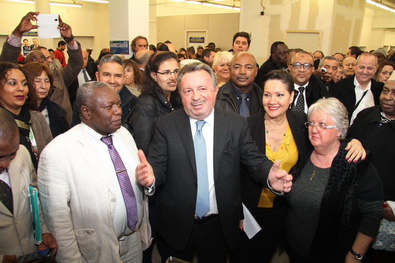 Jean-Noël Guérini et Lisette Narducci ont inauguré leur local de campagne (Photo Robert Poulain)