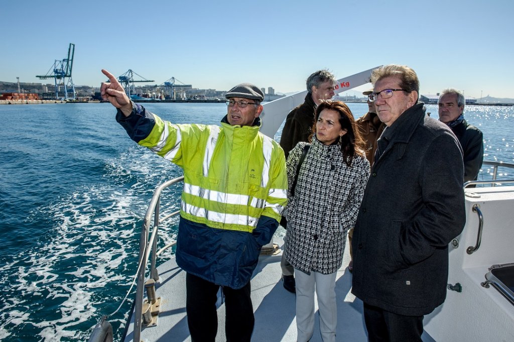 Le président de MPM, Guy Teissier, a visité les bassins Est du Grand Port Maritime de Marseille aux côtés de la Présidente du directoire du GPMM Christine Cabau Woehrel (Photo D.R.)