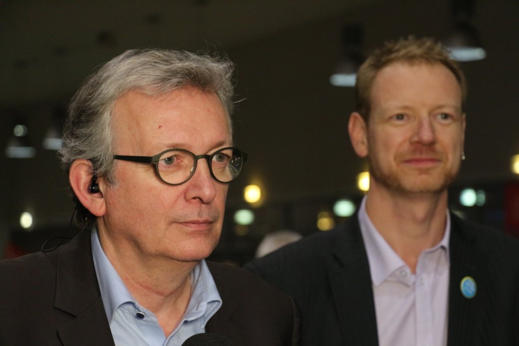 Pierre laurent, secrétaire national du PCF et Pierre Dharéville, secrétaire départemental du PCF (Photo Philippe Maillé)