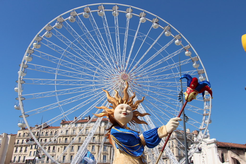 L'édition 2014 du carnaval sur le Vieux-Port de Marseille (Photo Philippe Maillé)