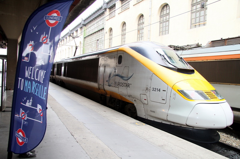 l'Eurostar lors de son arrivée à Marseille le 1er mai (Photo Robert Poulain)