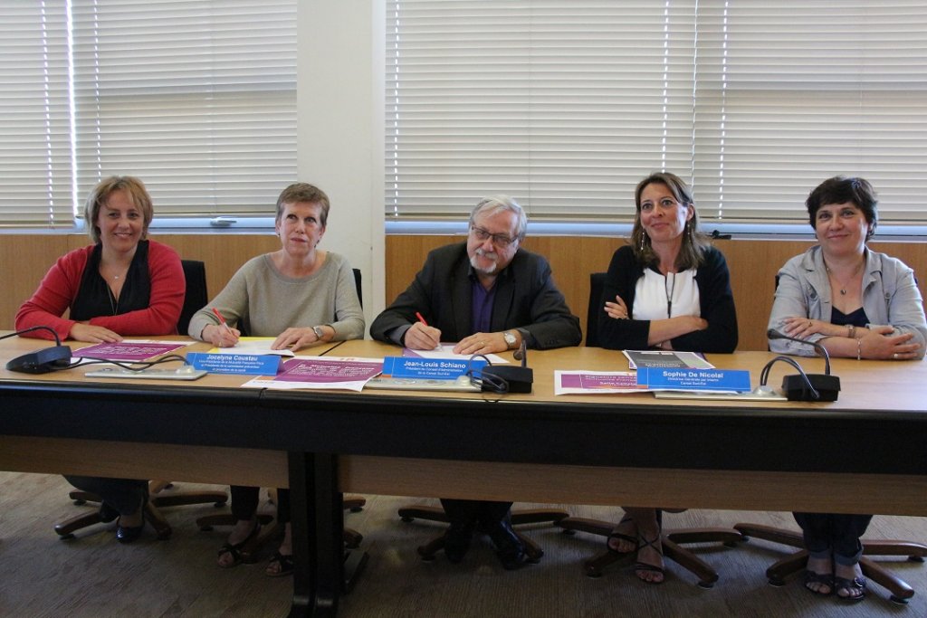 Signature d'une convention entre la Carsat Sud-Est et la Mutualité Française Paca (Photo Philippe Maillé)