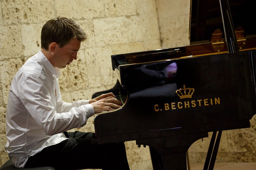 Le pianiste Nathanaël Gouin (Photo Christophe Grémiot 10 08 2015)