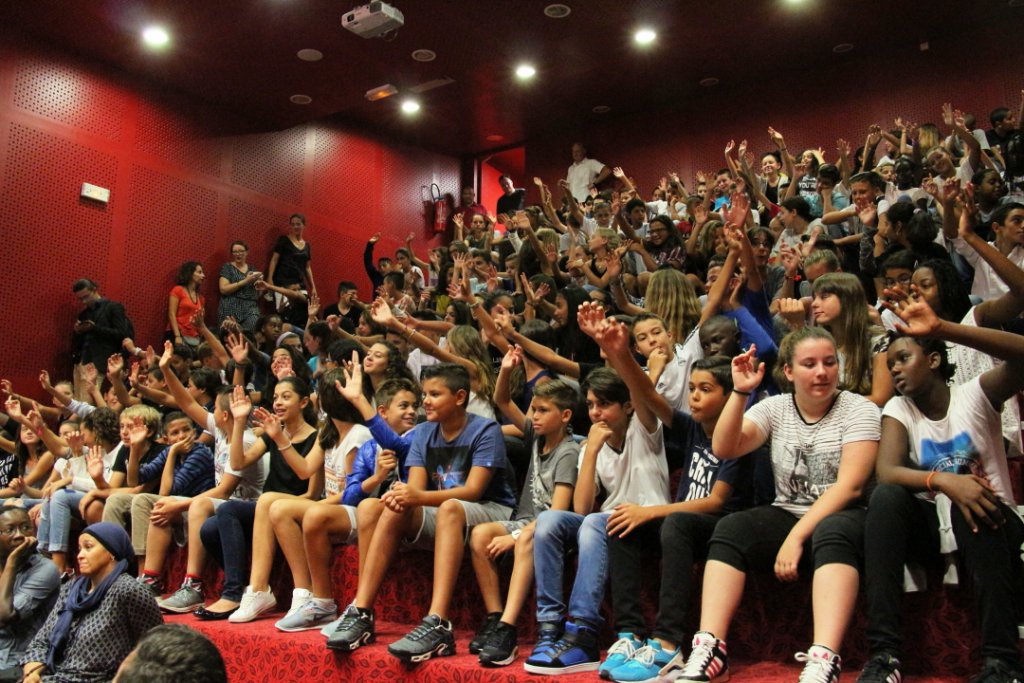 Bientôt des tablettes pour ces élèves de 5e du collège Louis-Armand à Marseille dans le 12e arrondissement (Photo Philippe Maillé)