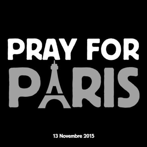 La solidarité s'organise autour du hashtag #PrayForParis. Toutes nos pensées vont aux victimes aux blessés et à leurs proches