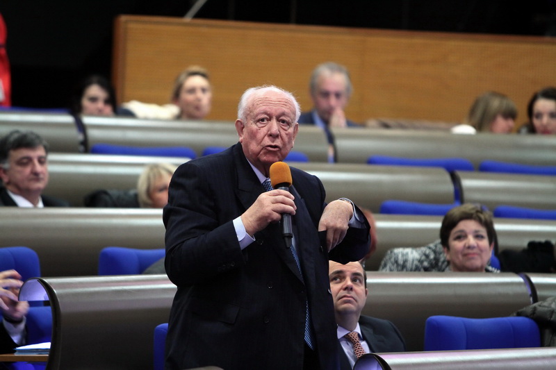 Le sénateur-maire de Marseille, Jean-Claude Gaudin, fraîchement élu à la tête de la métropole Aix-Marseille-Provence (Photo Robert Poulain)