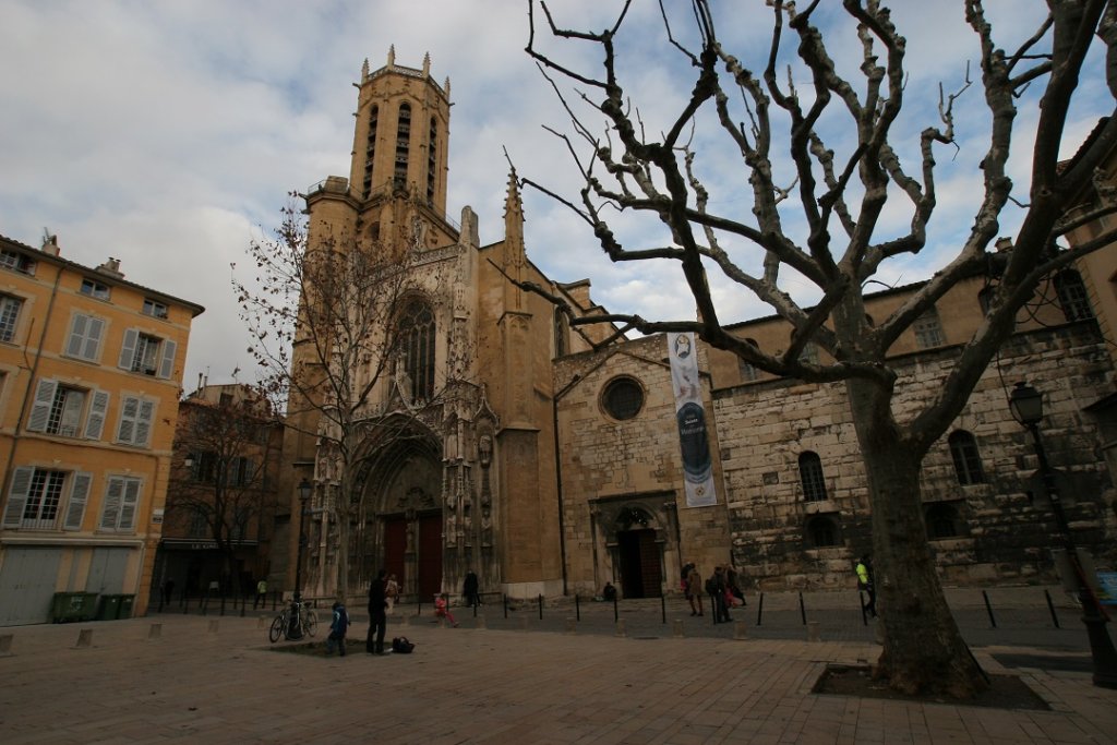 La cathédrale Saint-Sauveur accueille ce dimanche 10 janvier, à 16 heures, la marche des Rois (Photo Patrick Kalaydjian)