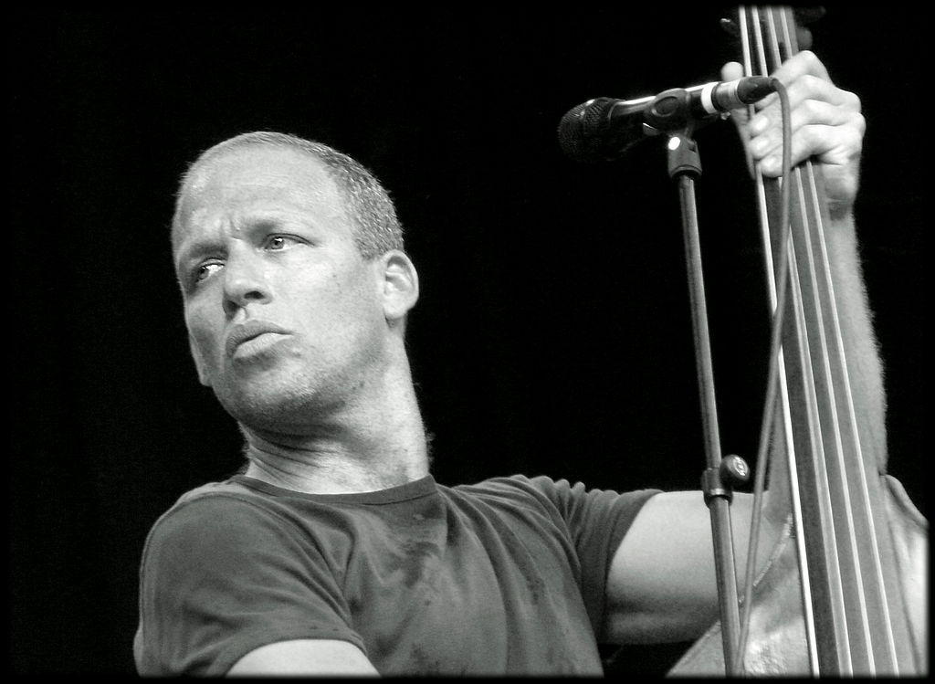 Avishai Cohen (Photo Gauthier Vandemoortele)