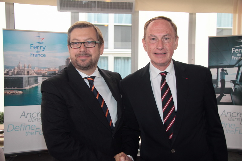 Le Président d’Arista Group, Alexander Panagopoulos et l’ancien directeur du port de Marseille Christian Garin porteurs du projet Ferry de France (Photo Robert Poulain)