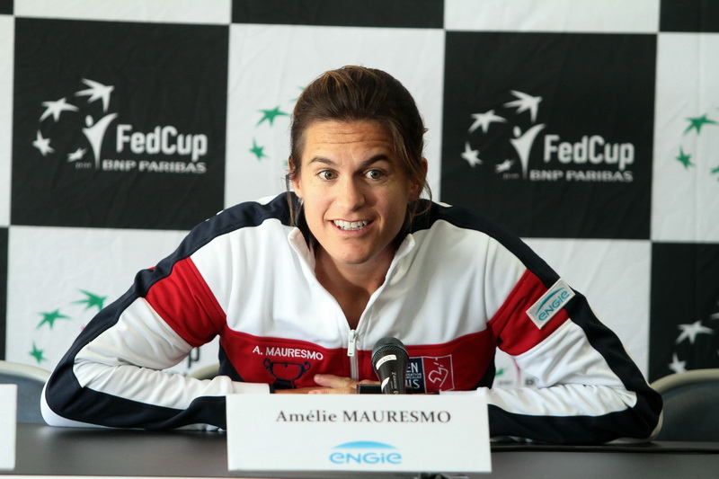 La capitaine Amélie Mauresmo (Photo Robert Poulain)