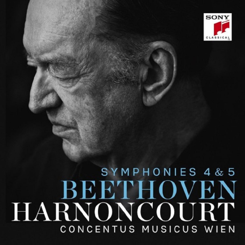 Nikolaus Harnoncourt a enrichi son répertoire en abordant les grands classiques, Mozart ou Beethoven (Pochette CD Sony Classical, 02/2015)