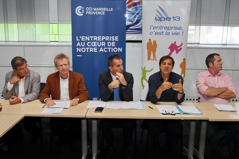 Michel Bohé, Serge Hincker, Sébastien Didier, Eric Ammar et Pascal Cheylan ont dessiné les contours de l'agro-alimentaire en Paca (Photo Robert Poulain)