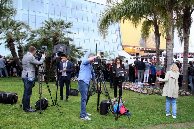 Festival de Cannes: les coulisses de la montée des marches (Photo Robert Poulain en direct de Cannes)