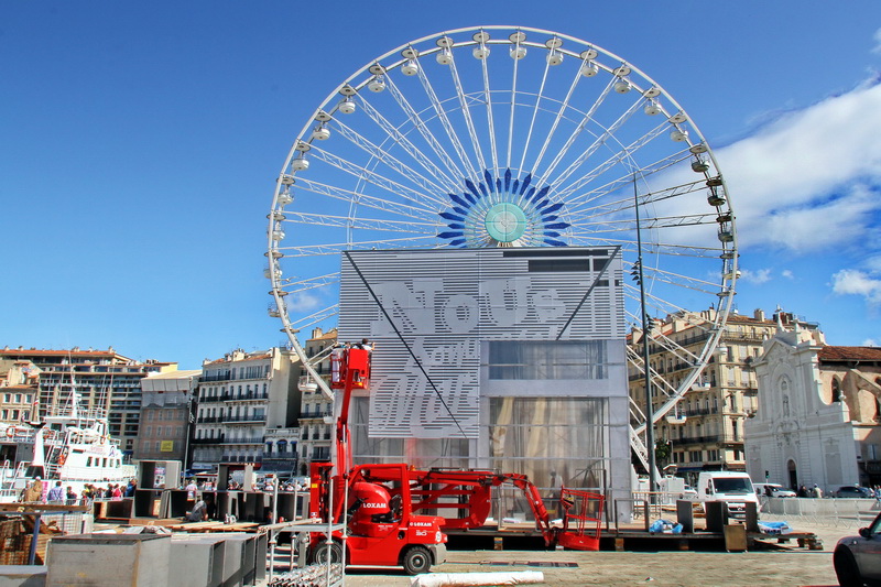 Euro 2016 à Marseille: les travaux du Cube M bientôt achevés pour une inauguration le 6 juin (Photo Robert Poulain)