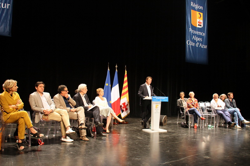 Christian Estrosi a lancé à la Friche Belle de Mai la Conférence régionale permanente des Arts et de la Culture (Photo Robert Poulain)