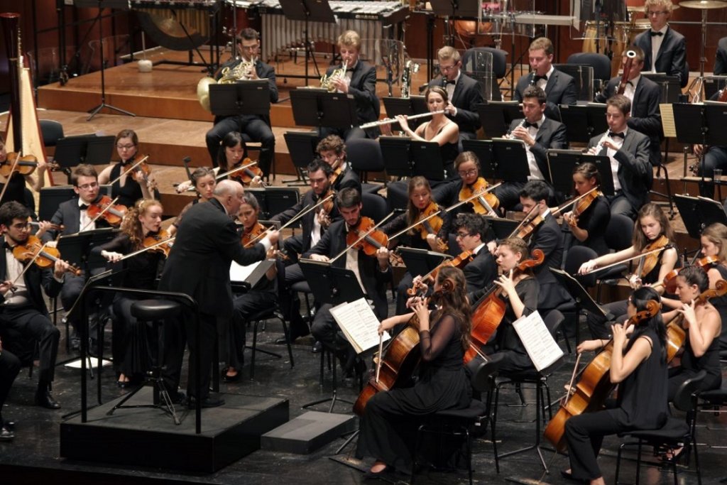 Orchestre Francais des jeunes dirigé par David Zinman (Photo D.R.)