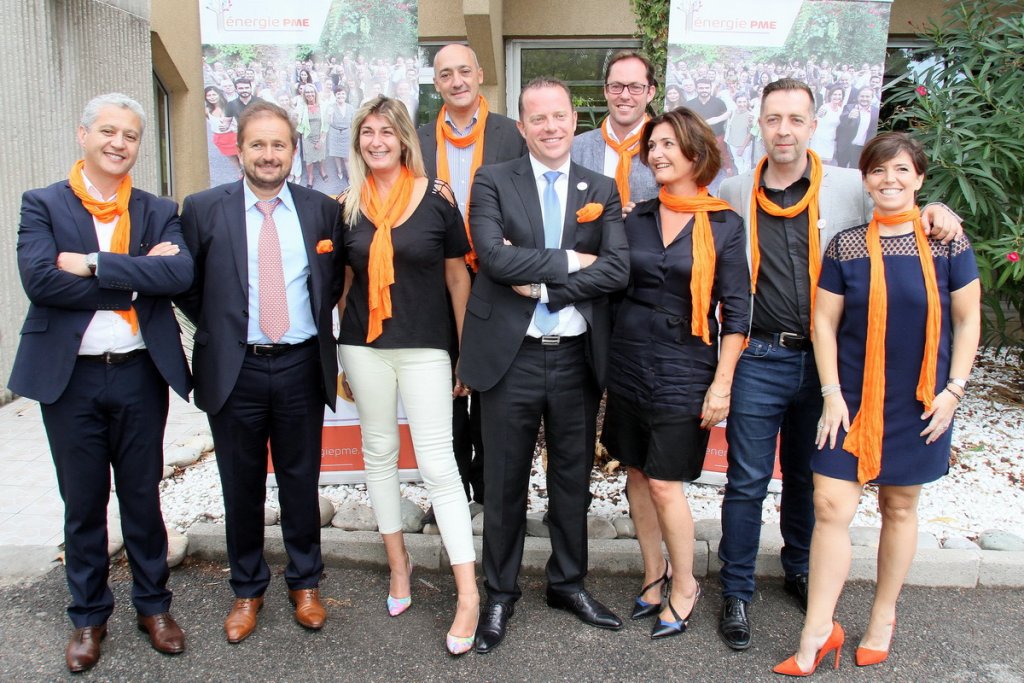 Stéphane Soto au centre tête de liste Énergie PME pour les élections CCI 2016 Marseille-Provence (Photo Robert Poulain)