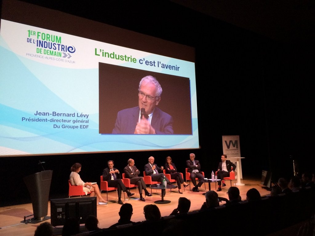 C'est Jean-Bernard Lévy, le président-directeur général du Groupe EDF a ouvert la rencontre et lancé la première table-ronde sur «Quel avenir industriel durable en Paca ?» (Photo Mireille Bianciotto)