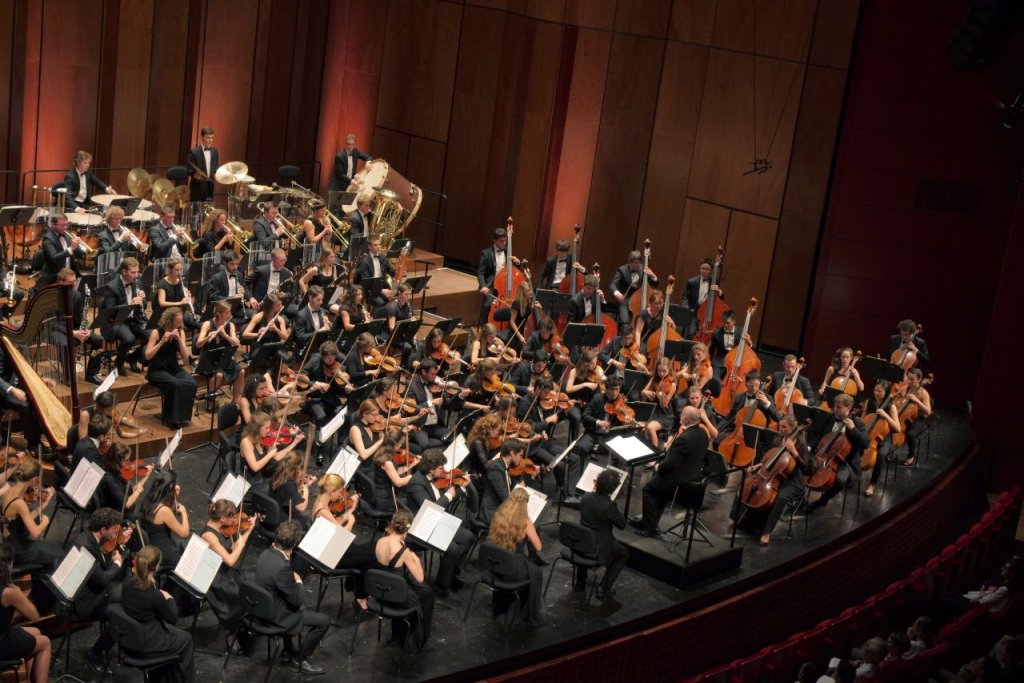 Orchestre français des jeunes inspiré par la musique populaire