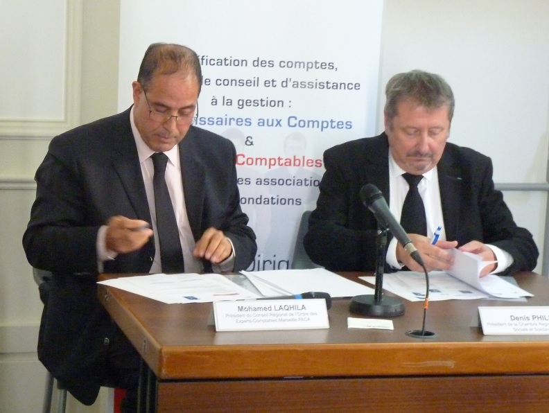 Mohamed Laqhila, président du Conseil régional de l’Ordre des experts-comptables (Croec) Marseille-Paca et Denis Philippe, président de la Chambre régionale de l’Économie sociale et solidaire (Cress Paca) ont signé une convention de partenariat (Photo M.C.)