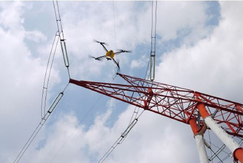 Le drone U130 de Novadem va inspecter les installations électriques de RTE (Photo Novadem)