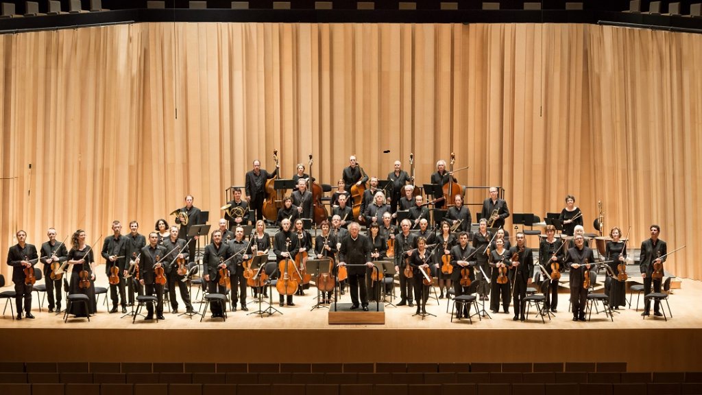 Le chef Philippe Herreweghe à la tête de l’Orchestre des Champs-Élysées (Photo D.R.)