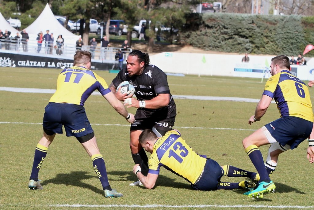 Christian Loamanu défenseur hors pair, perforateur efficace face à Nevers. (Photo Robert Poulain)